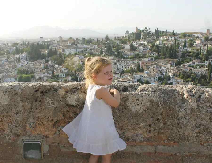  Alhambra with Children