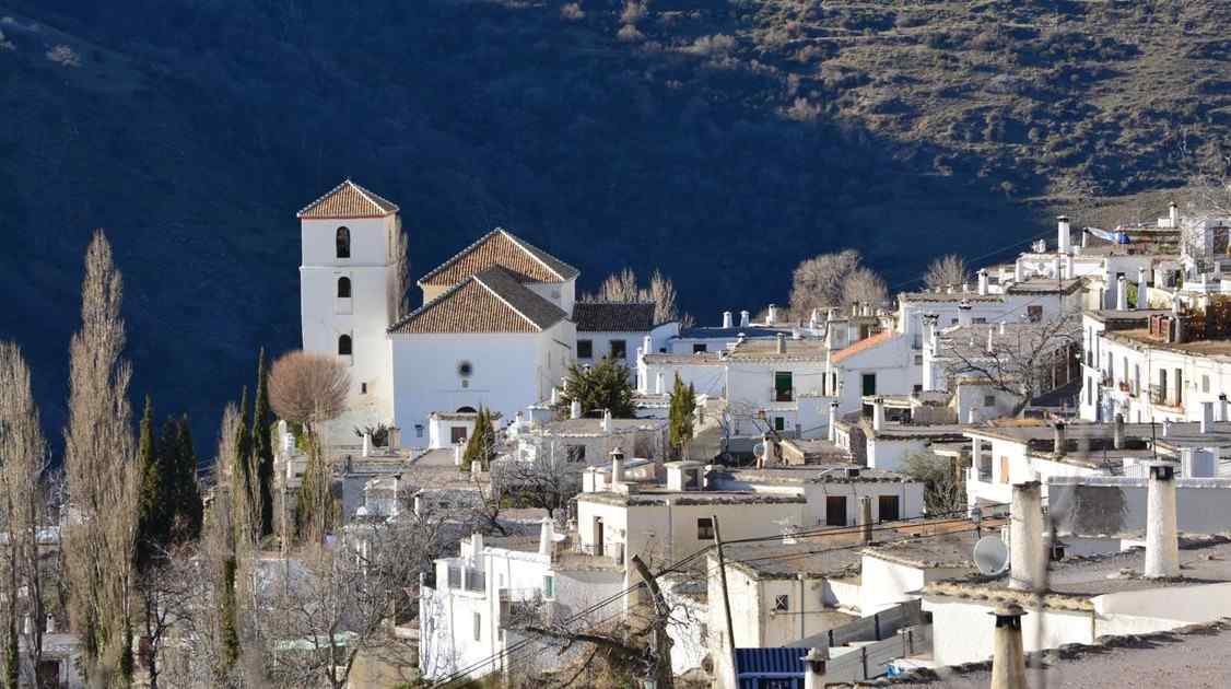 Bubión City Overview